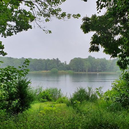 Berumbur Wohnung Am See מראה חיצוני תמונה